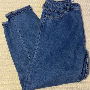 Zara Mom Jeans size 10
